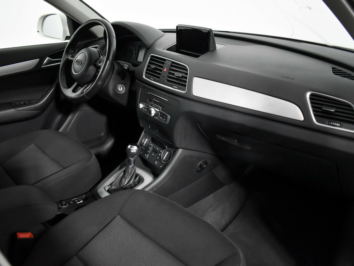 Audi Q3 I (8U) Рестайлинг, 2015 Фото №11