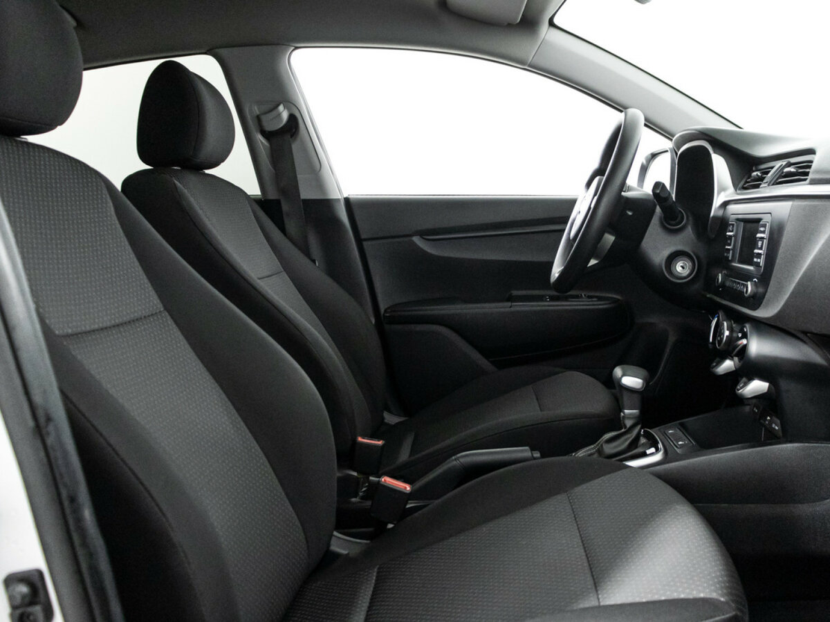 Kia Rio IV Рестайлинг, 2021 Фото №15