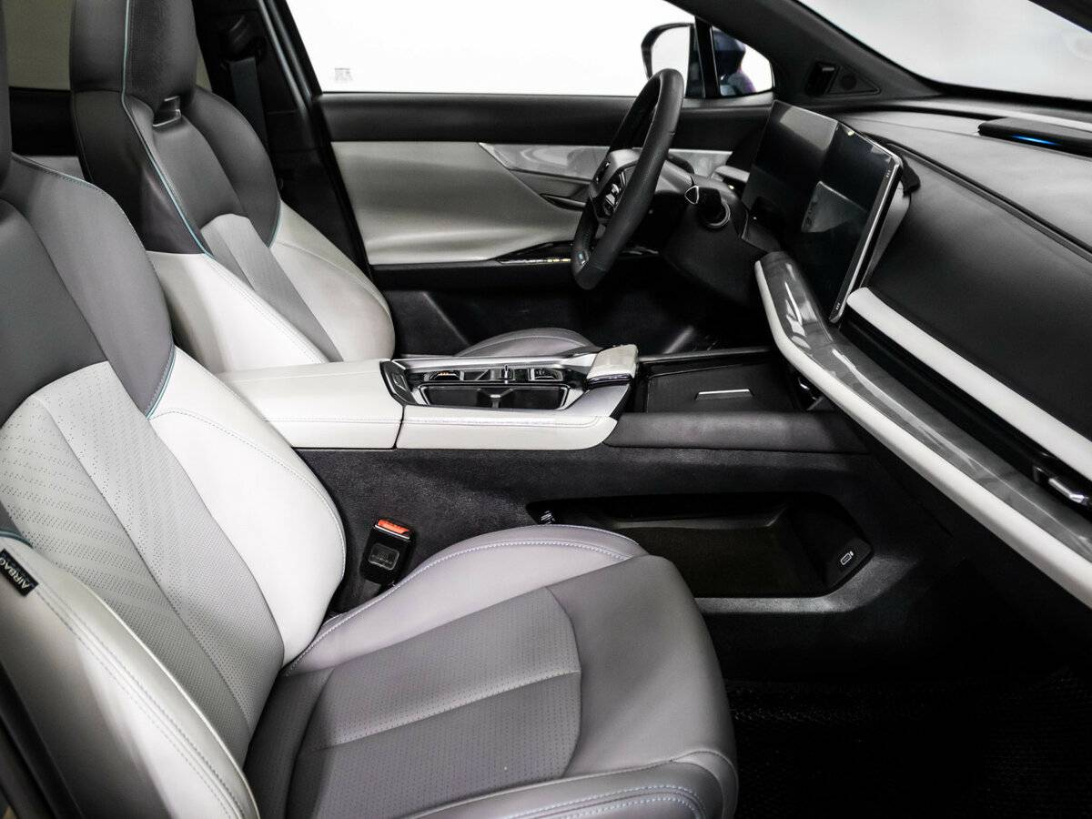 Changan UNI-T I Рестайлинг, 2023 Фото №10