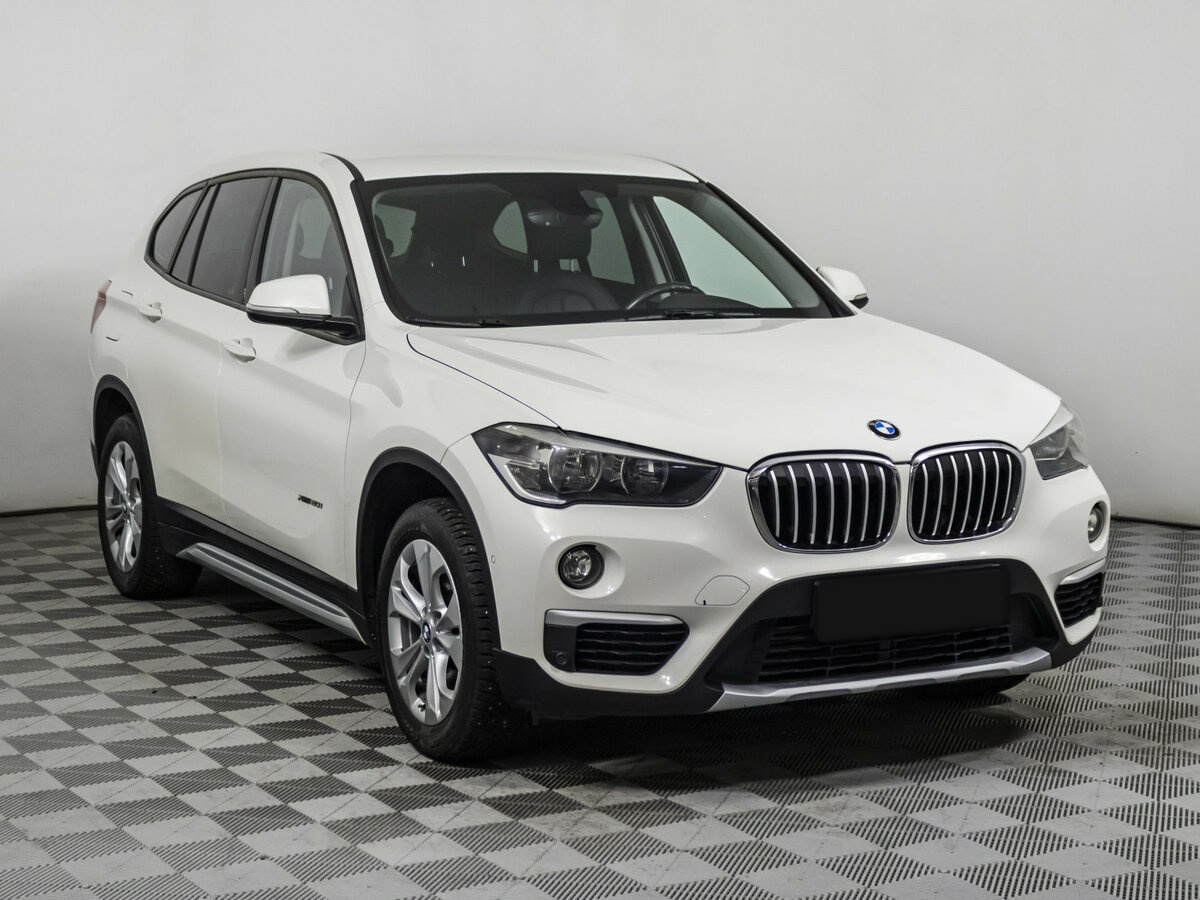 BMW X1 20i xDrive II (F48), 2016 - 109 000 км. | Фото №3