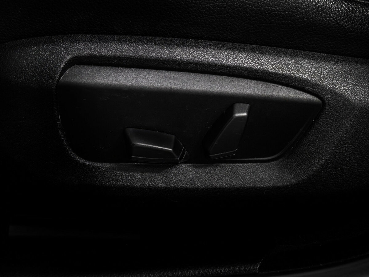 BMW 5 серии 520i VI (F10/F11/F07) Рестайлинг, 2015 Фото №15