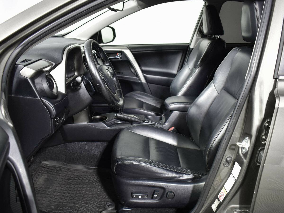 Toyota RAV4 IV (XA40), 2013 Фото №10