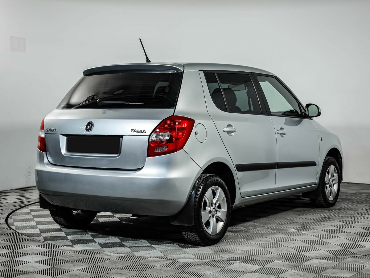 Skoda Fabia II Рестайлинг, 2014 - 99 405 км. | Фото №4