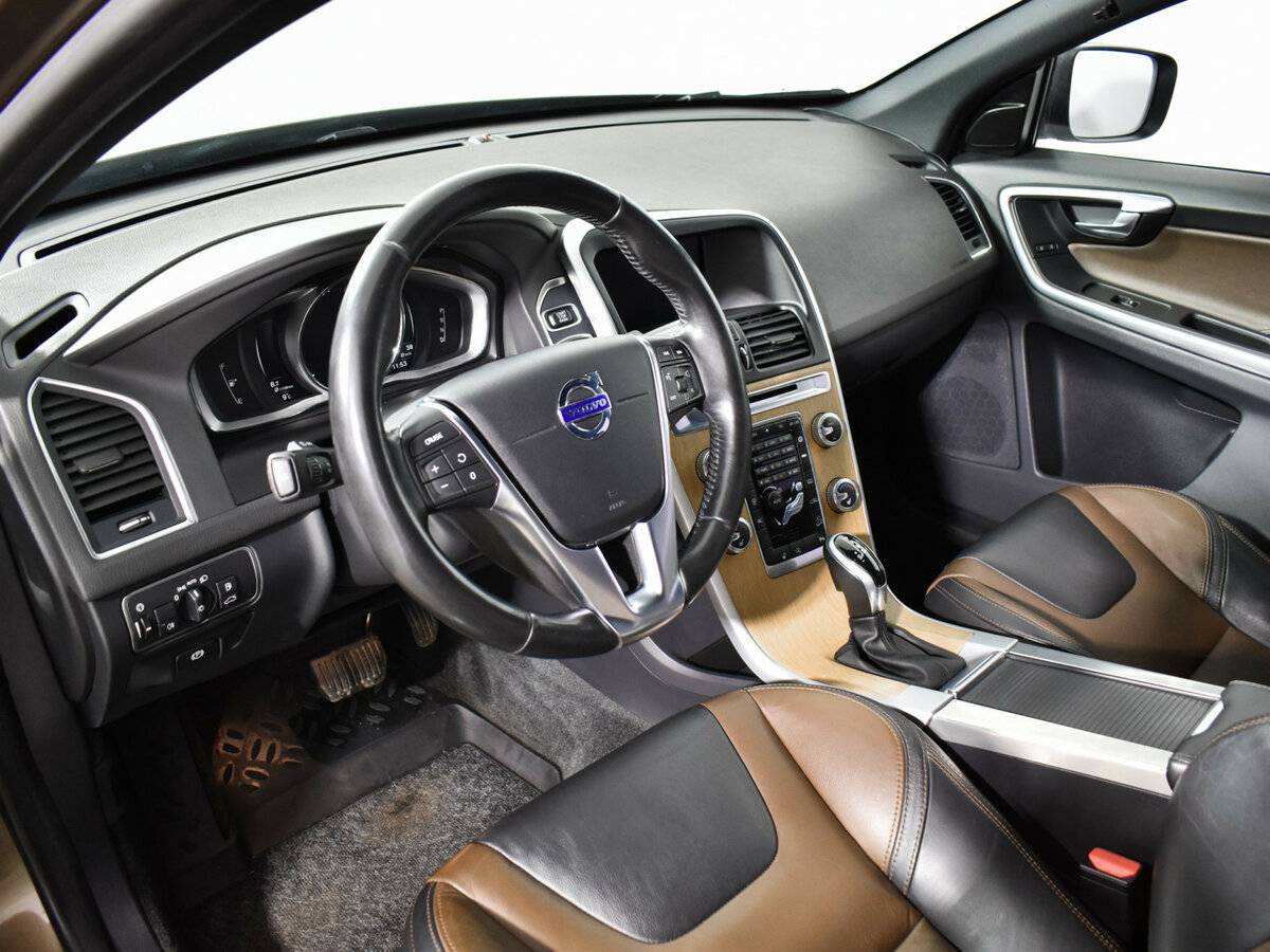 Volvo XC60 I Рестайлинг, 2017 - 167 000 км. | Фото №8