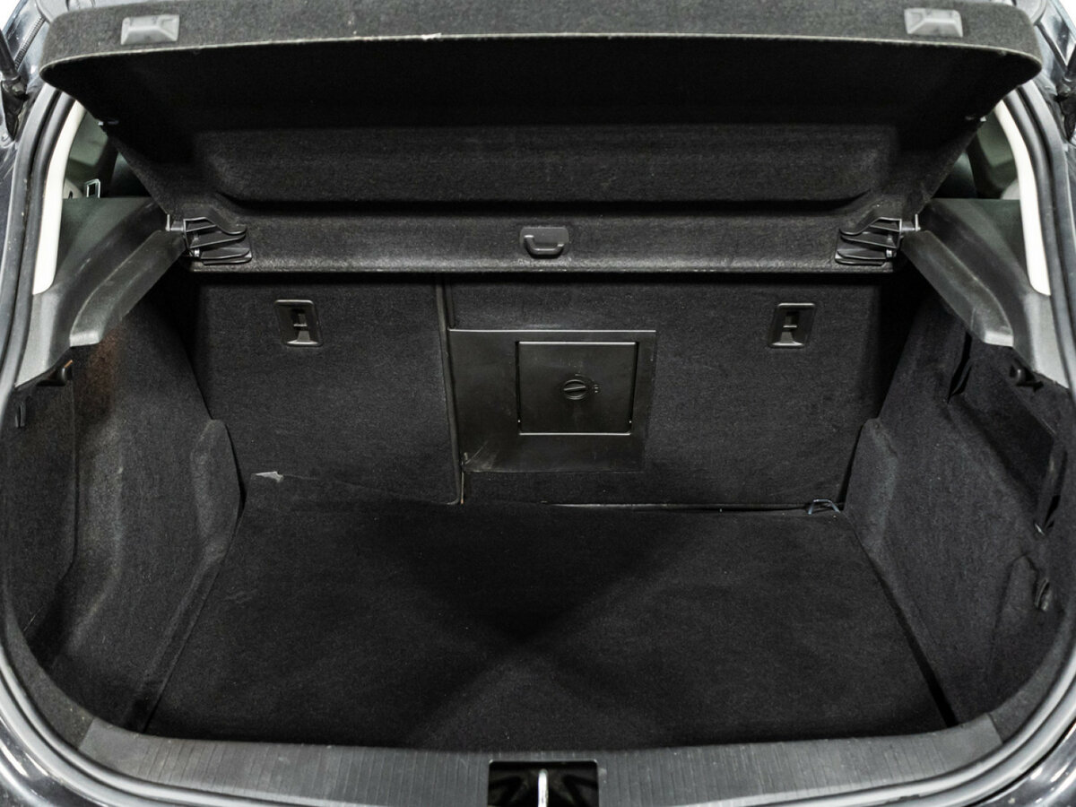 Opel Astra J Рестайлинг, 2013 Фото №2