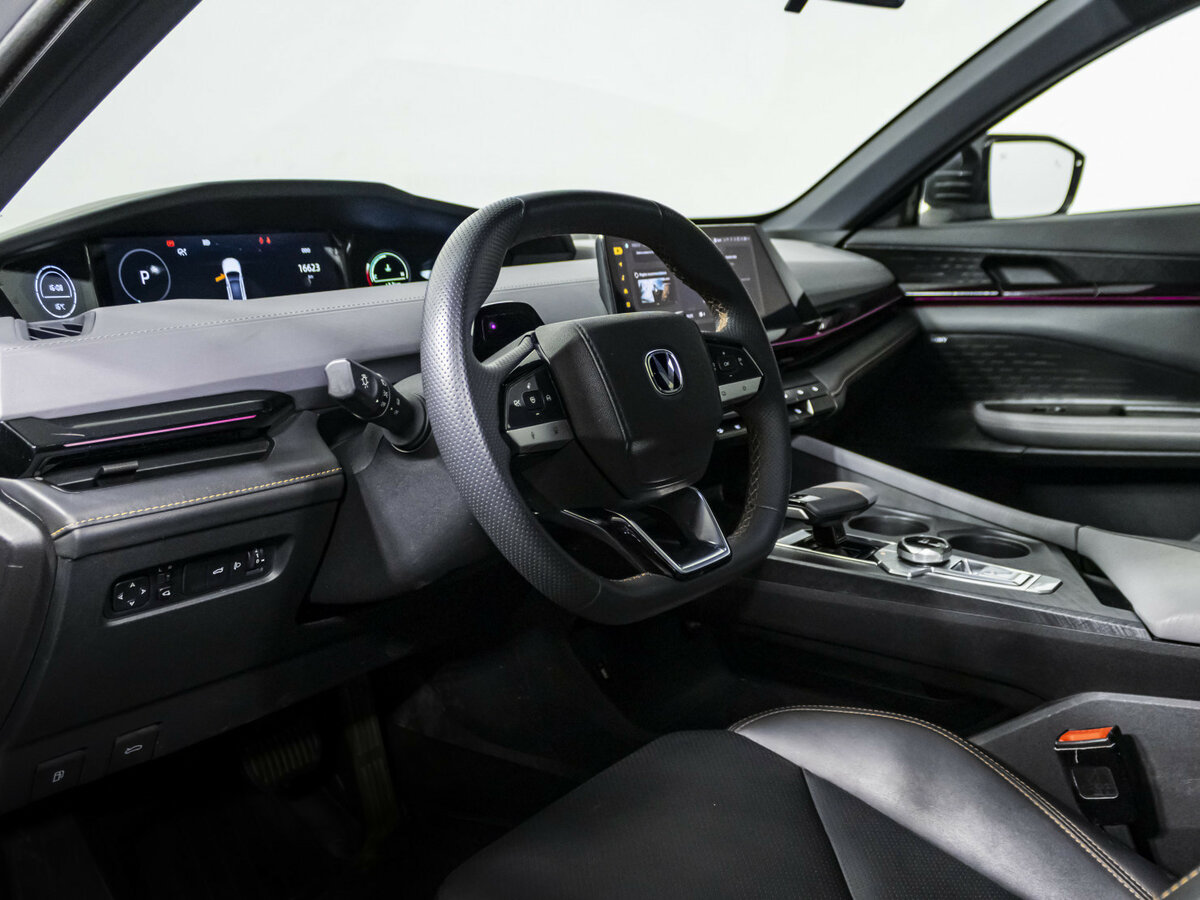 Changan UNI-V I, 2023 Фото №11