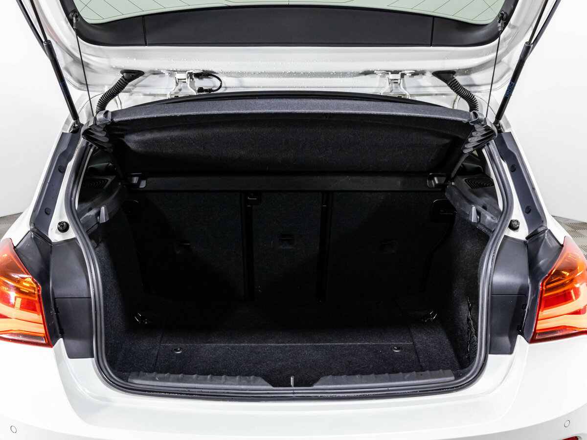 BMW 1 серии 116d II (F20/F21) Рестайлинг, 2017 Фото №24