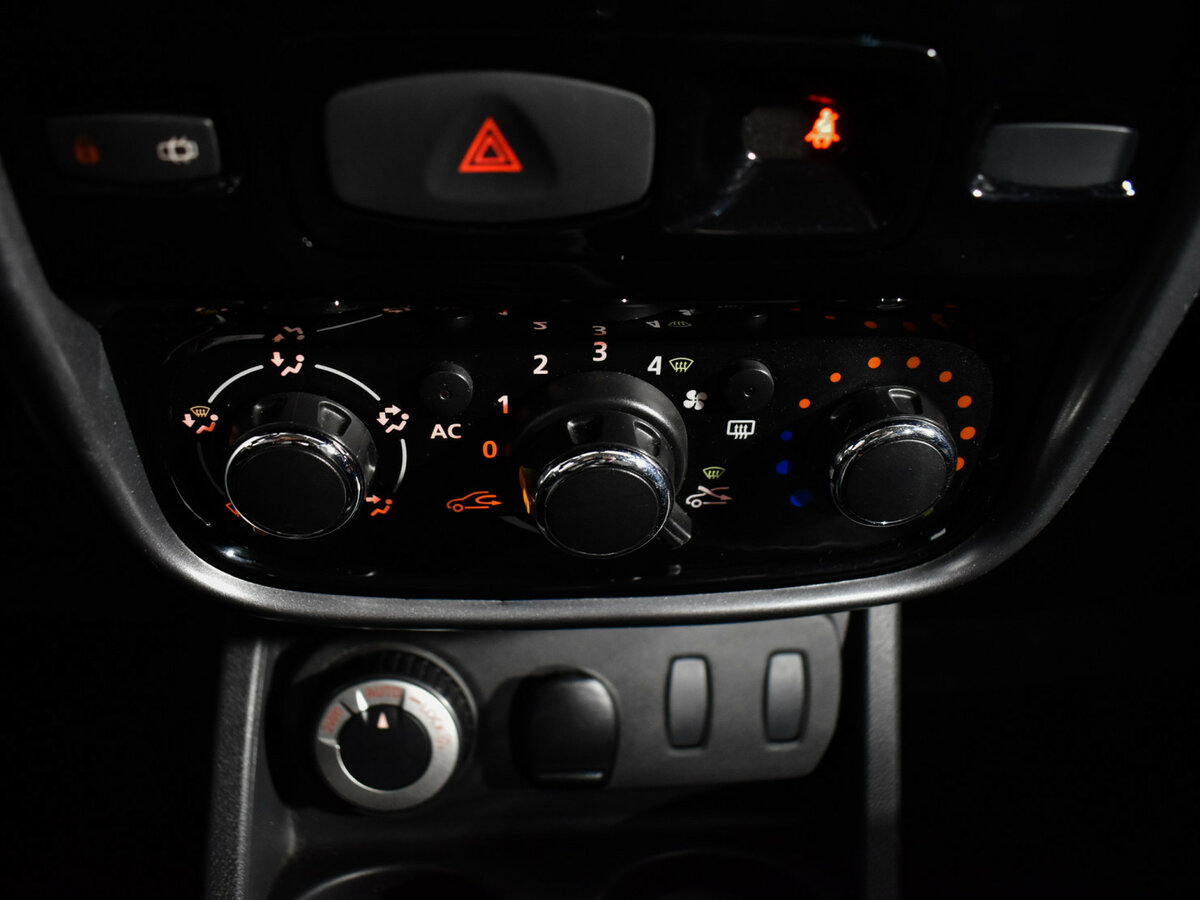 Renault Duster I, 2013 Фото №15