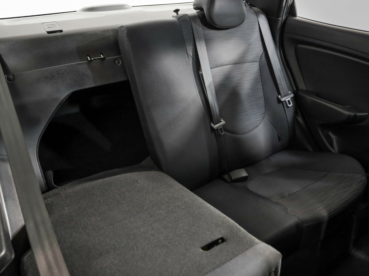 Hyundai Solaris I Рестайлинг, 2016 Фото №19