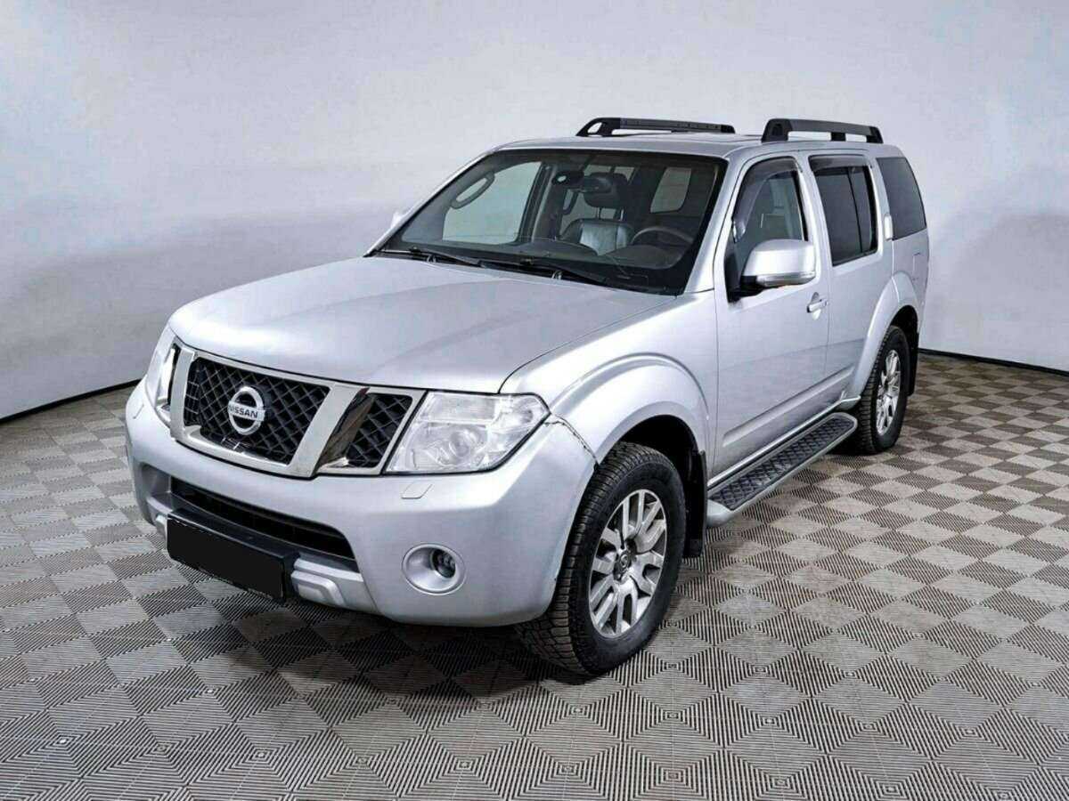 Nissan Pathfinder, 2012 - 199 000 км. | Фото №1